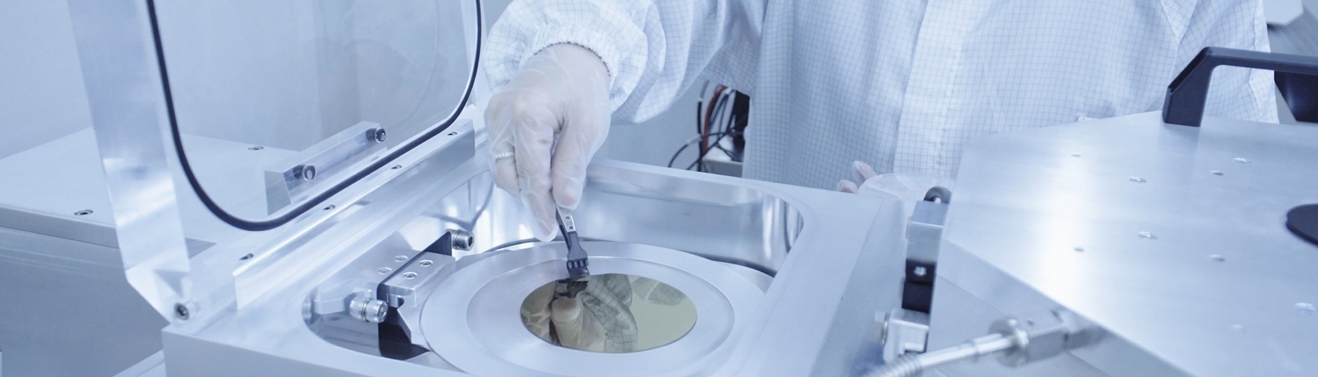 侵入式脑机接口实现生活场景应用新突破 助力高位截瘫患者重建社会功能